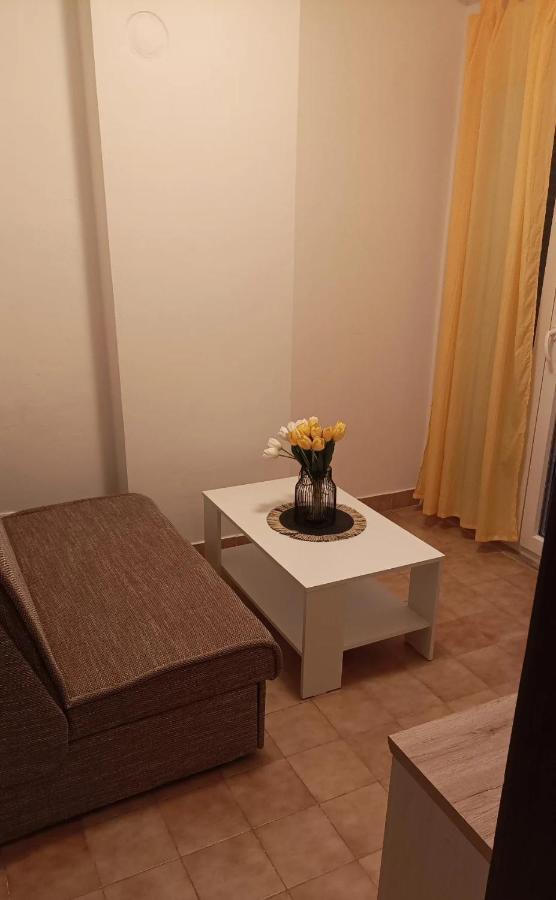 Family Apartments Tomy Punat Zewnętrze zdjęcie